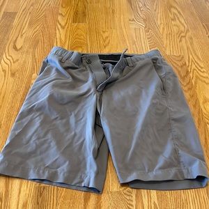 Mens under armour size 32 gray golf shorts